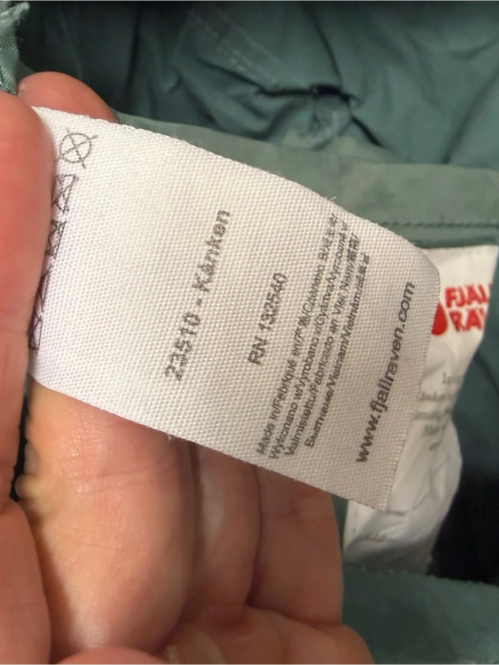 Fjallraven Kånken Backpack - Teal Green with Red Logo